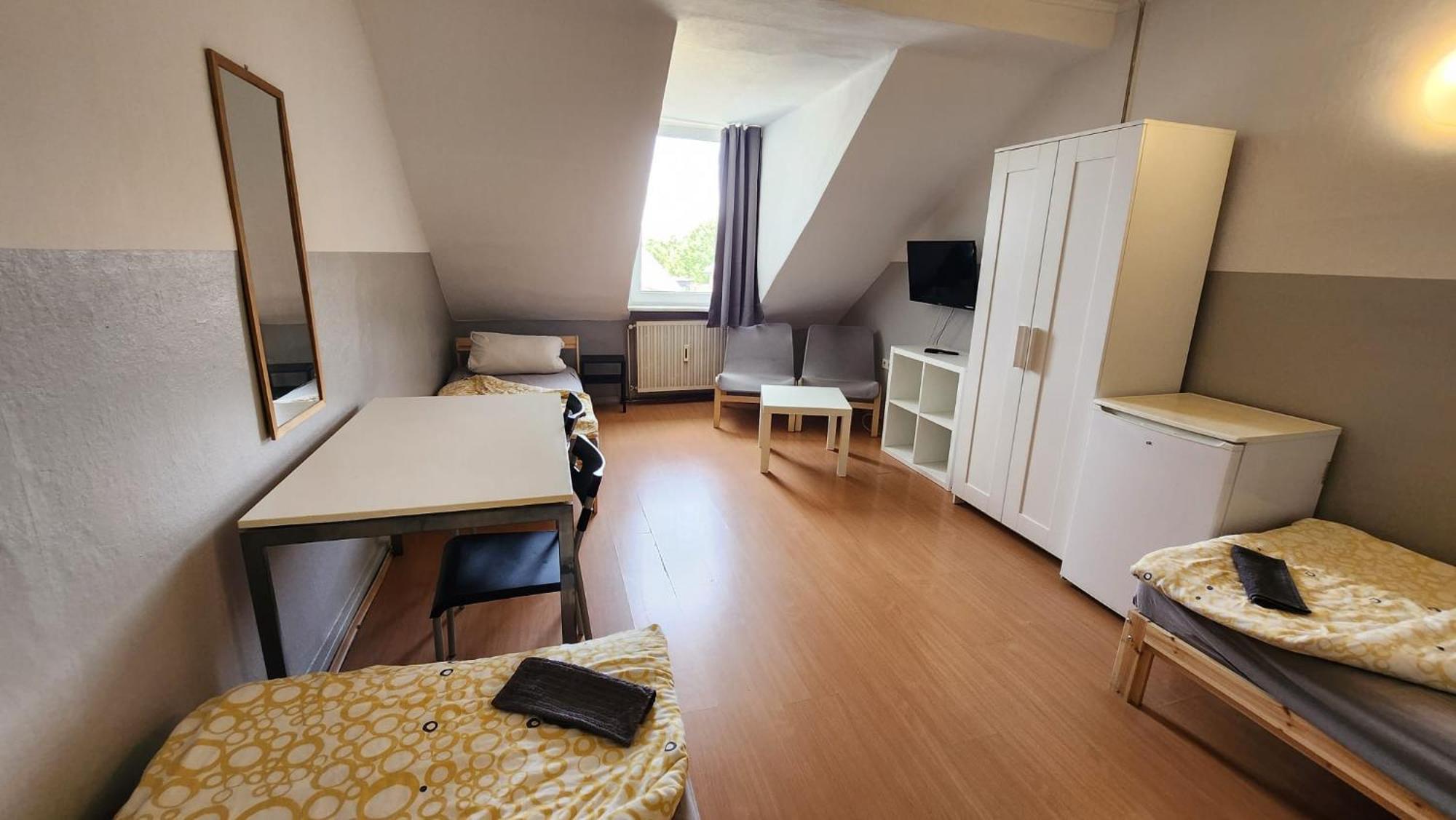 Moderne Studio Apartments Und 120Qm Wohnungen In Oberhausen, Ideal Fuer Geschaeftsreisende Und Monteure أوبيرهاوزين المظهر الخارجي الصورة