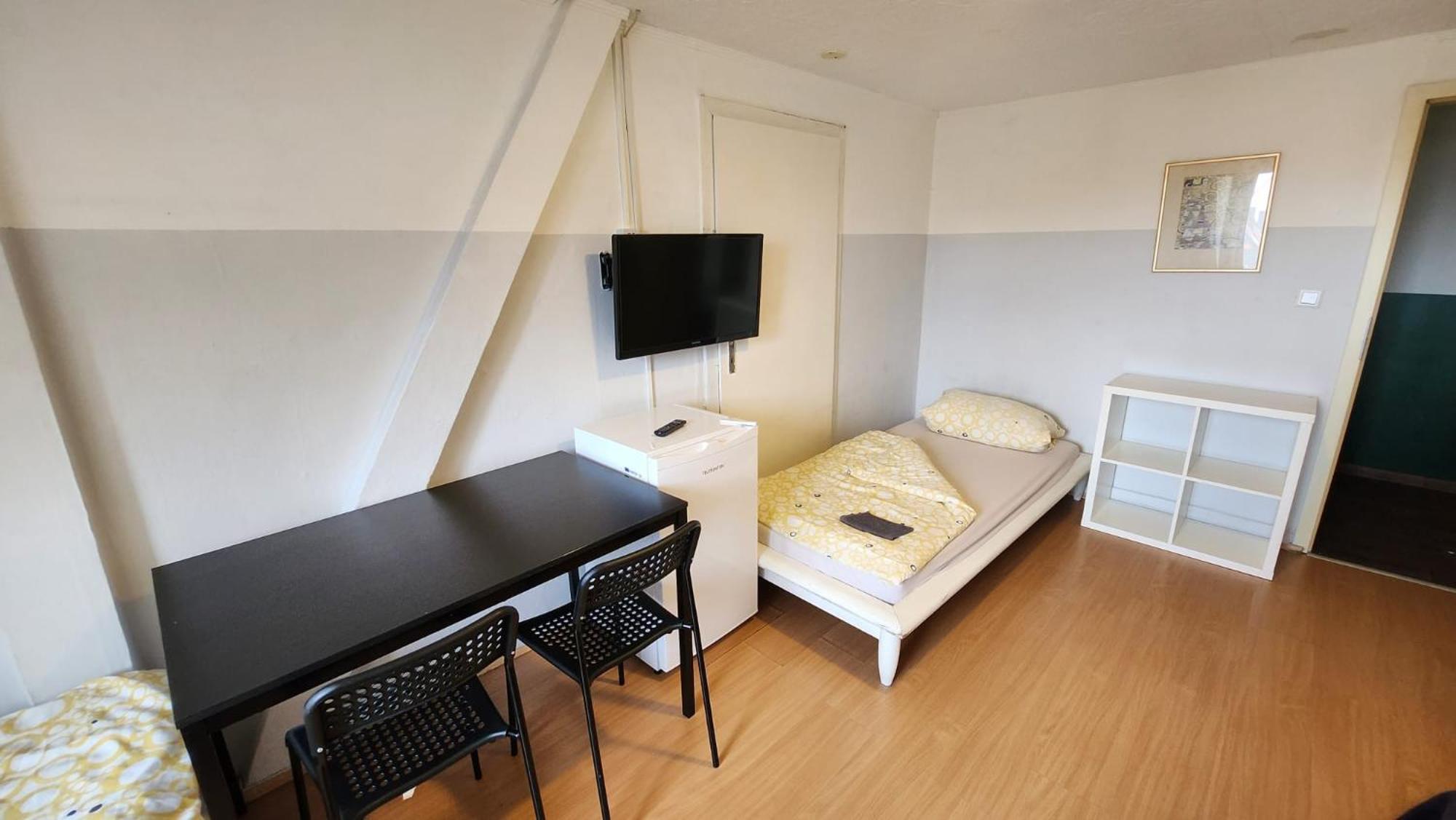 Moderne Studio Apartments Und 120Qm Wohnungen In Oberhausen, Ideal Fuer Geschaeftsreisende Und Monteure أوبيرهاوزين المظهر الخارجي الصورة