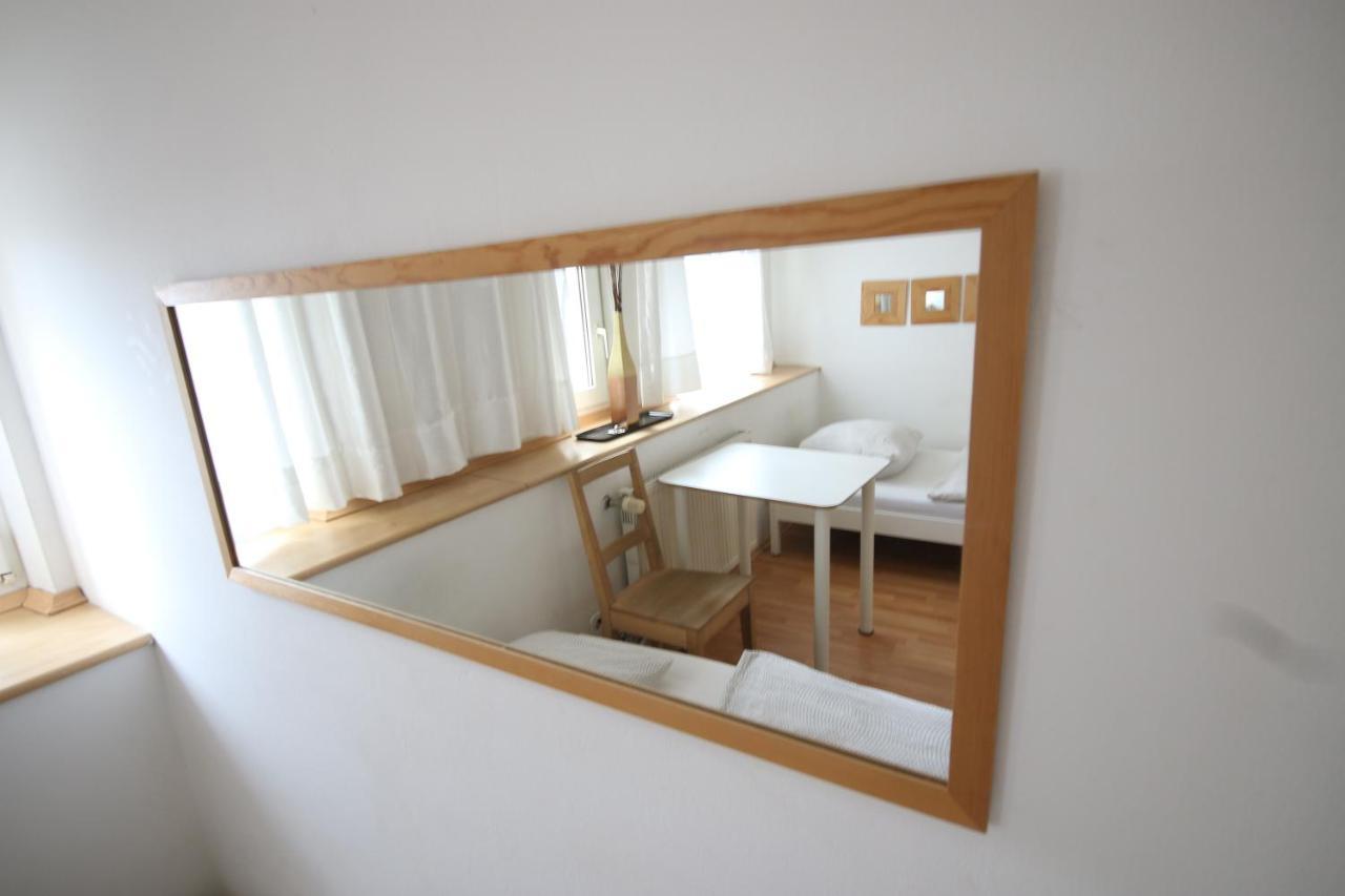 Moderne Studio Apartments Und 120Qm Wohnungen In Oberhausen, Ideal Fuer Geschaeftsreisende Und Monteure أوبيرهاوزين المظهر الخارجي الصورة