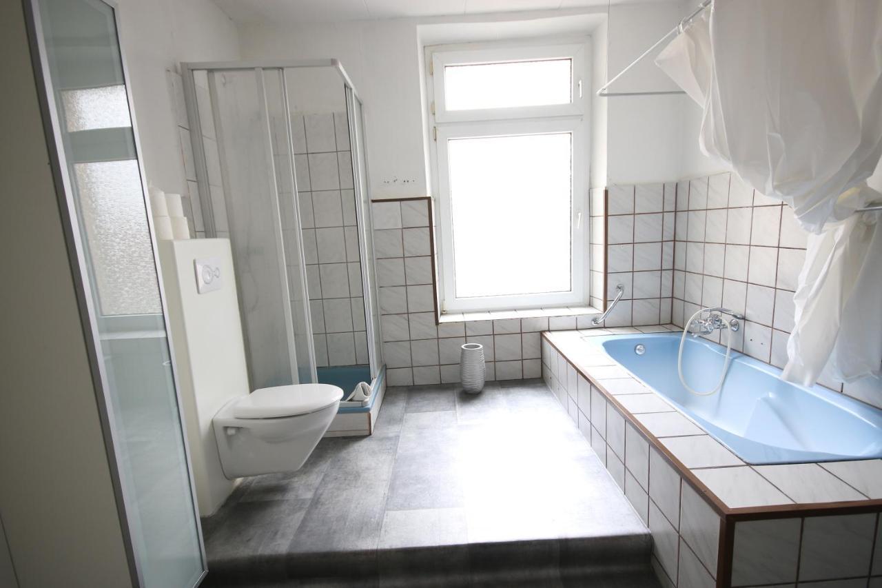Moderne Studio Apartments Und 120Qm Wohnungen In Oberhausen, Ideal Fuer Geschaeftsreisende Und Monteure أوبيرهاوزين المظهر الخارجي الصورة
