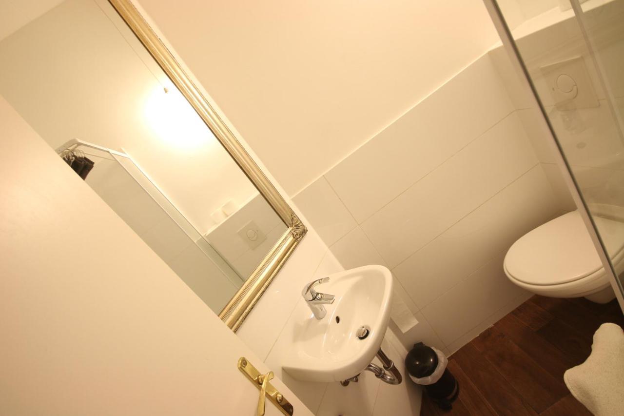 Moderne Studio Apartments Und 120Qm Wohnungen In Oberhausen, Ideal Fuer Geschaeftsreisende Und Monteure أوبيرهاوزين المظهر الخارجي الصورة