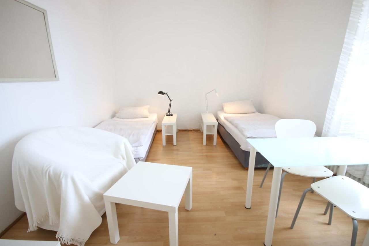 Moderne Studio Apartments Und 120Qm Wohnungen In Oberhausen, Ideal Fuer Geschaeftsreisende Und Monteure أوبيرهاوزين المظهر الخارجي الصورة