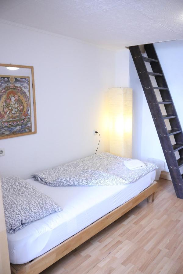 Moderne Studio Apartments Und 120Qm Wohnungen In Oberhausen, Ideal Fuer Geschaeftsreisende Und Monteure أوبيرهاوزين المظهر الخارجي الصورة