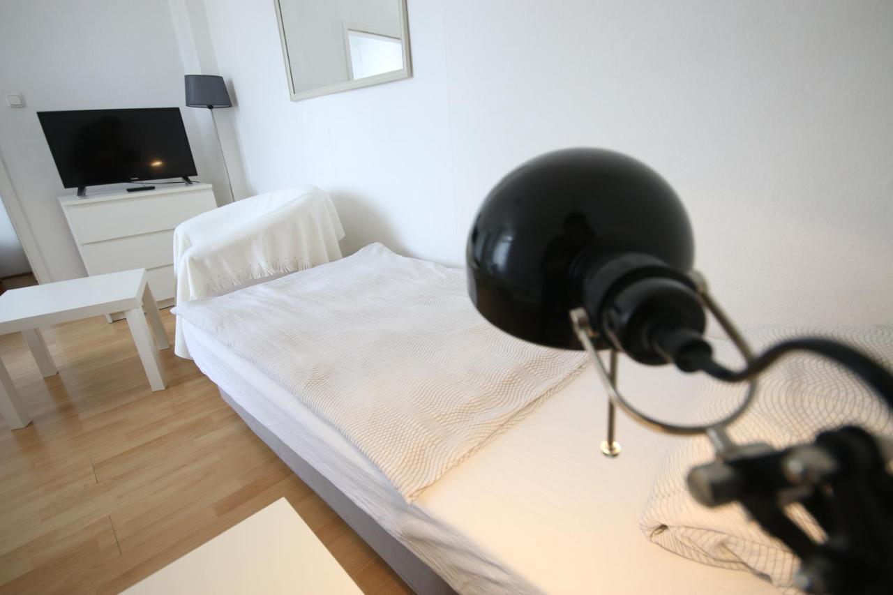 Moderne Studio Apartments Und 120Qm Wohnungen In Oberhausen, Ideal Fuer Geschaeftsreisende Und Monteure أوبيرهاوزين المظهر الخارجي الصورة